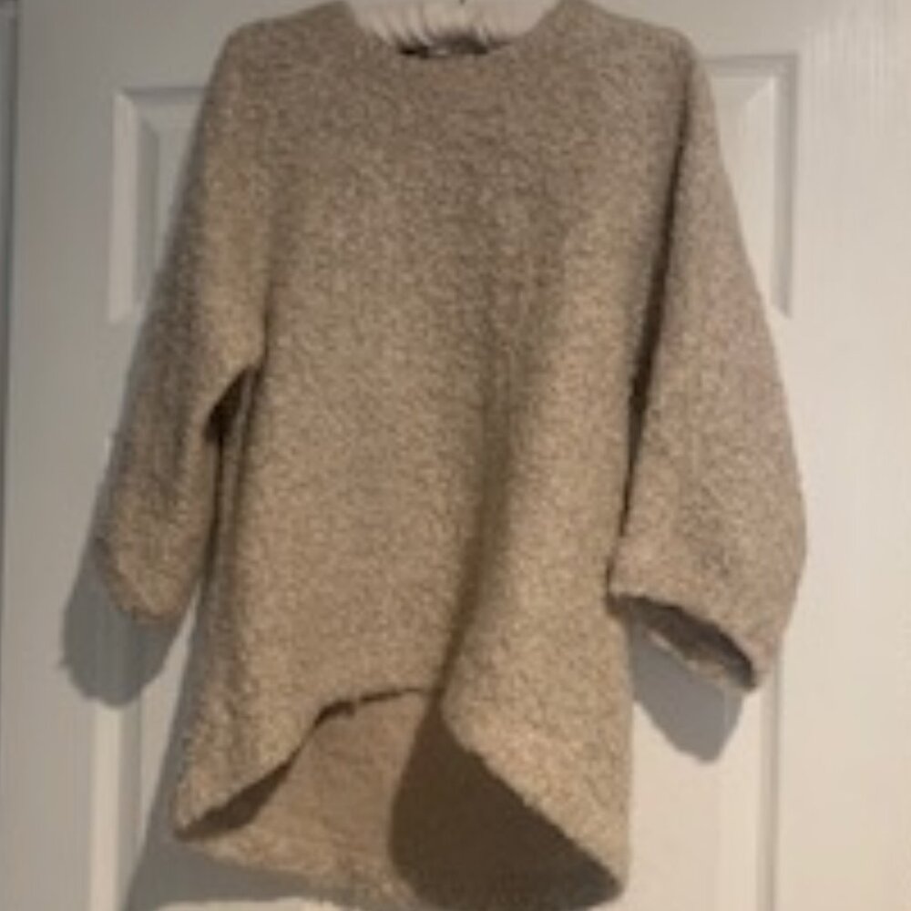 Oatmeal Knubby Knit Hi-Lo Sweater